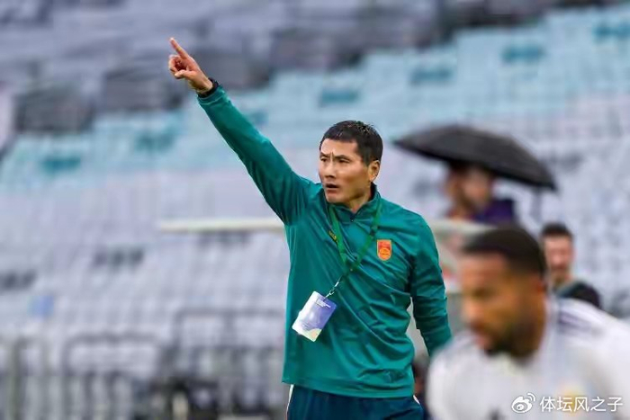 国足0-2负喀麦隆 青年军实战历练成关键收获