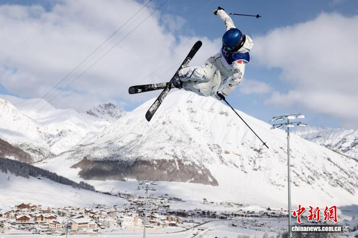 谷爱凌的勇敢与泪水：用家族支撑与文化根脉点