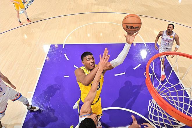 雷霆大胜湖人八村塁15+5难挽败局